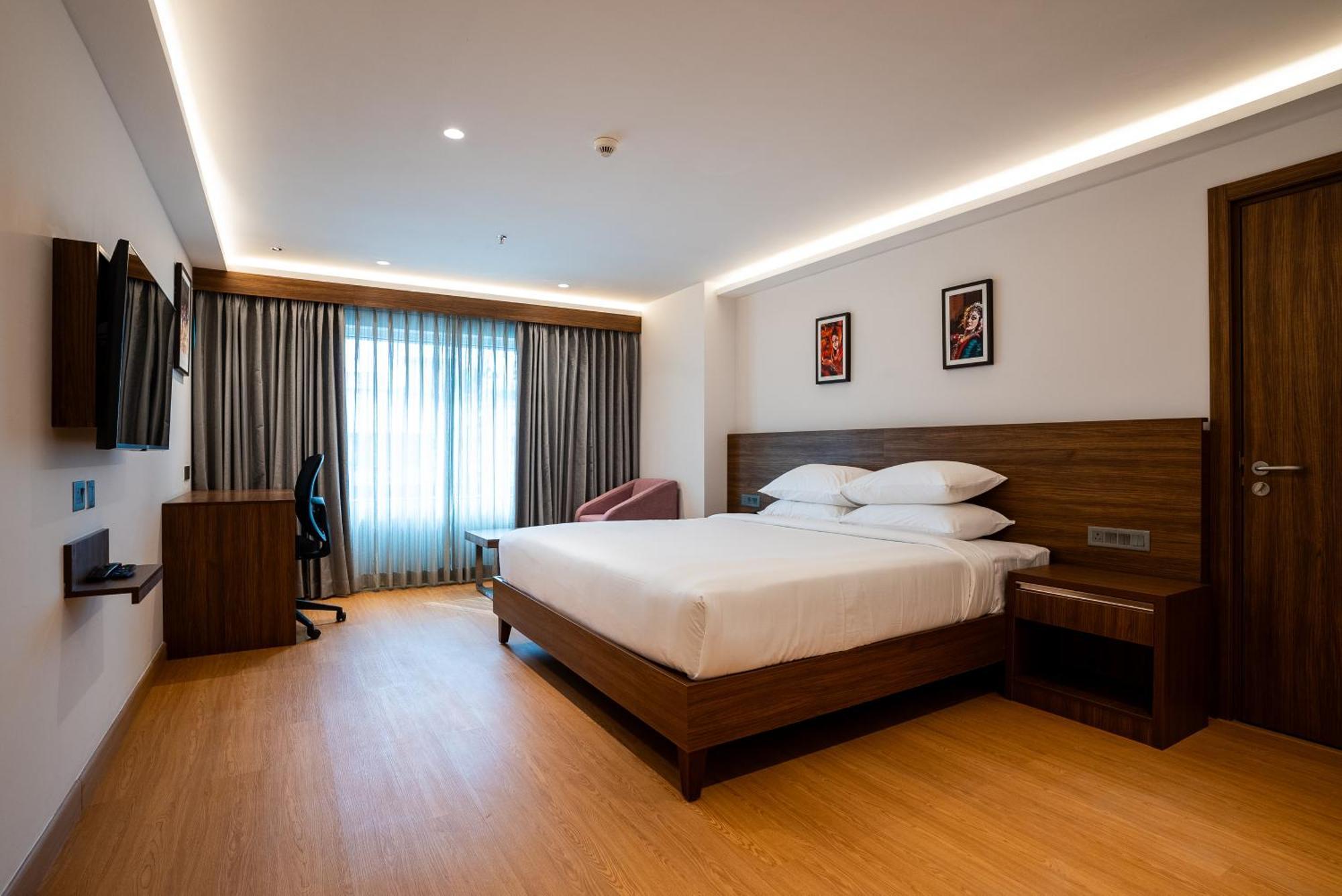 Lilac Hotel Guruvāyūr Kültér fotó