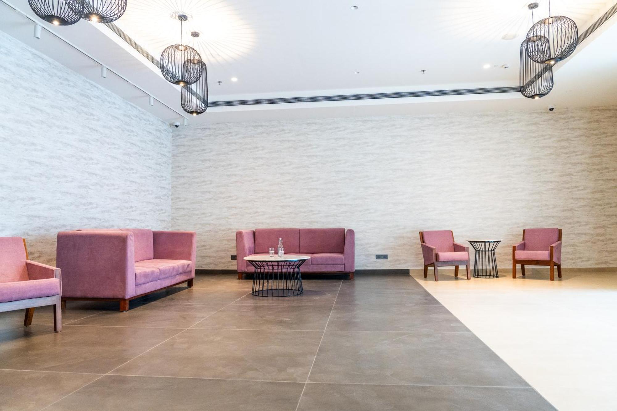 Lilac Hotel Guruvāyūr Kültér fotó